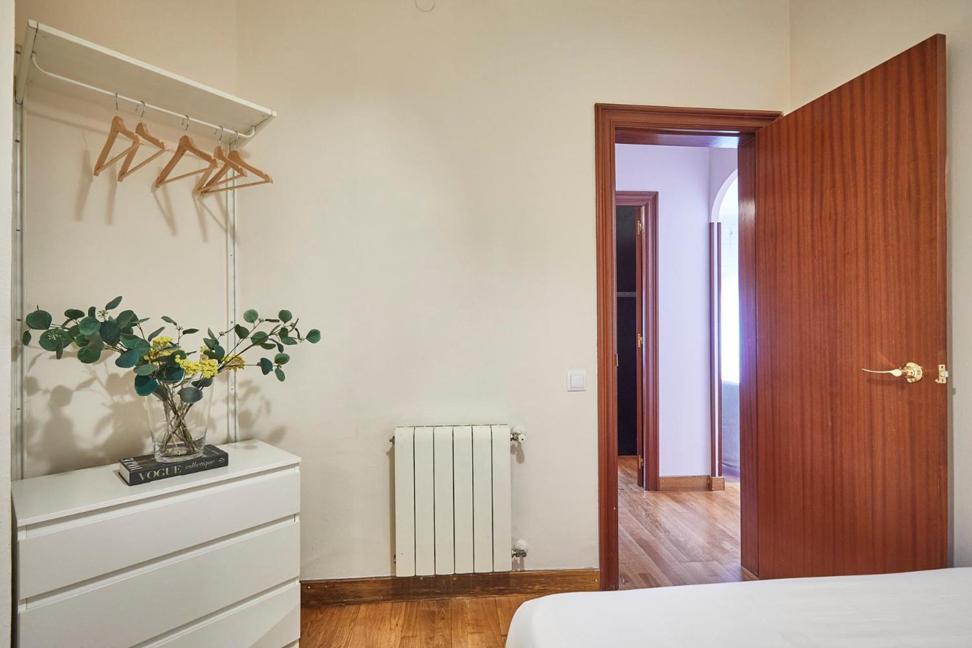 Sagrada Familia - Gaudi Apartment Barcelona Bagian luar foto
