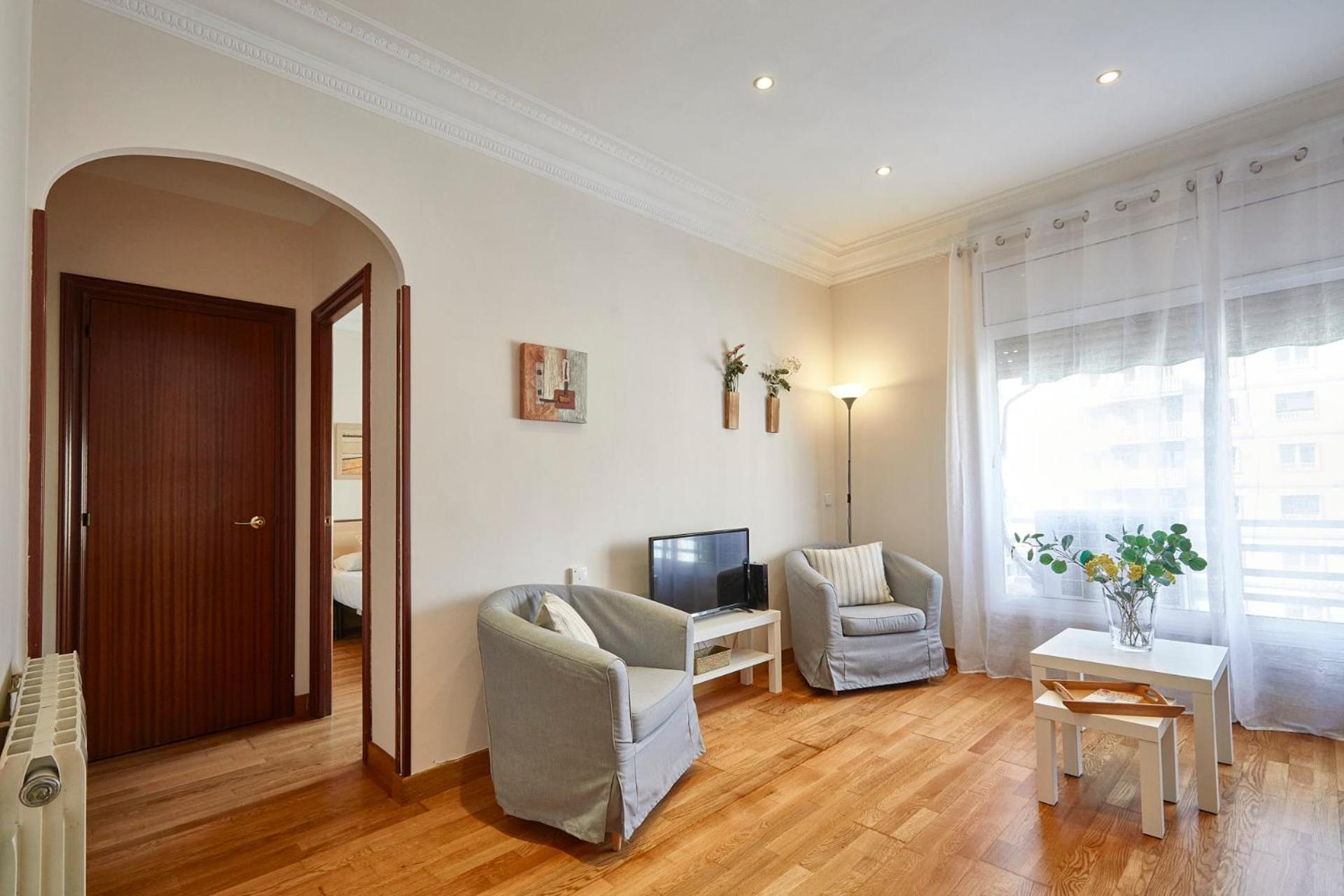 Sagrada Familia - Gaudi Apartment Barcelona Bagian luar foto