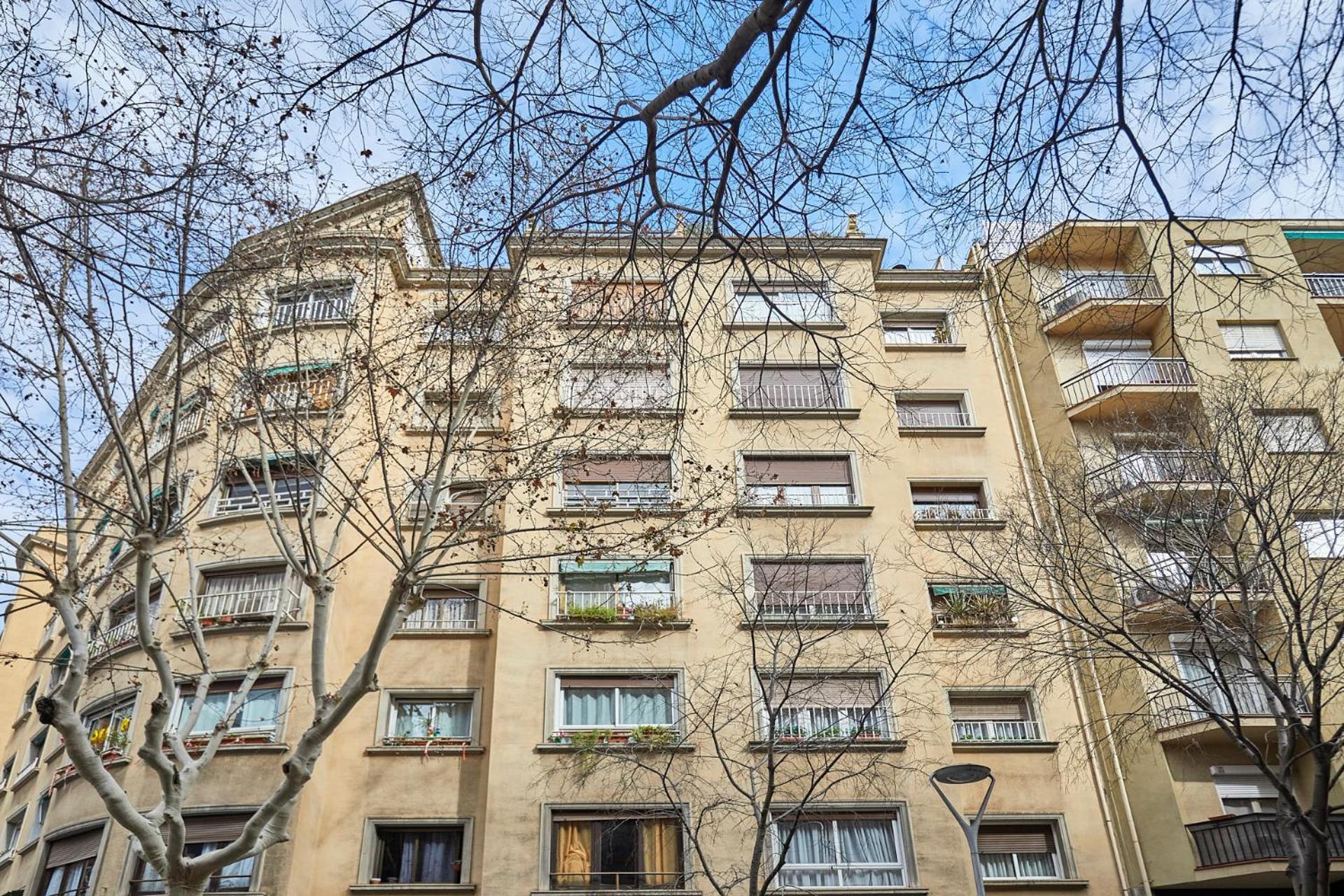 Sagrada Familia - Gaudi Apartment Barcelona Bagian luar foto